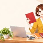 FP2級の通信講座を比べる女性